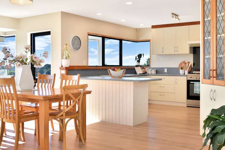 34 Bayfair Drive Mount Maunganui_2