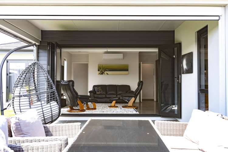 12 Ruahine Road Poraiti_21