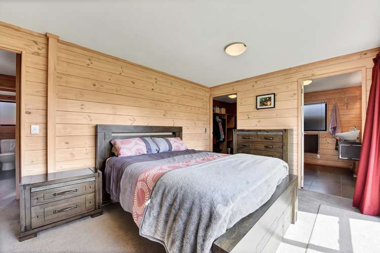 9 Algarve Close Blenheim Central_18