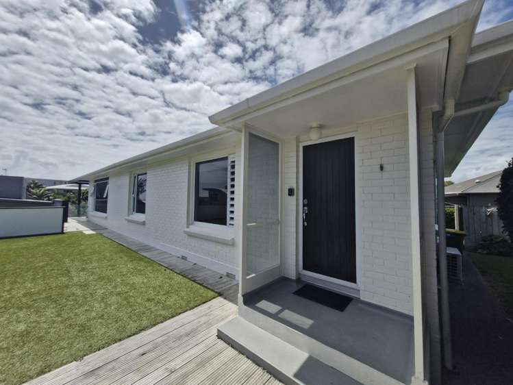 37A Hamblyn Street Strandon_1