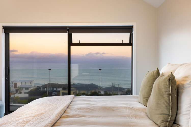 66 Cliffs Road St Clair_24