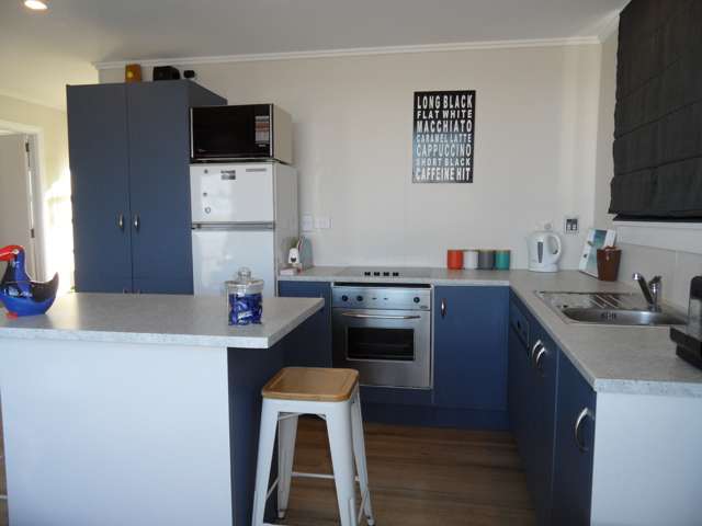 10 Miro Street Kaka Point_1