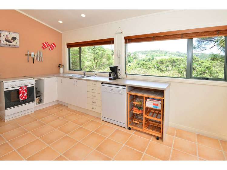 808 Inland Road Helensville_10