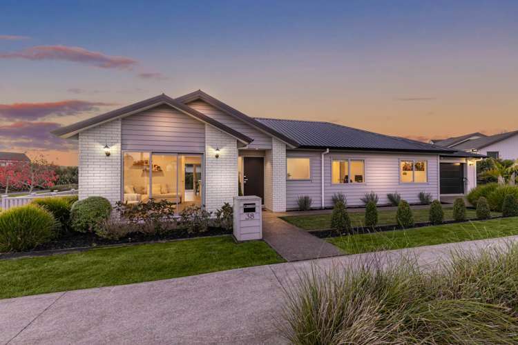 38 Pampas Drive Wainui_5
