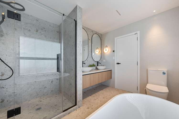 23a Carlisle Road Browns Bay_15