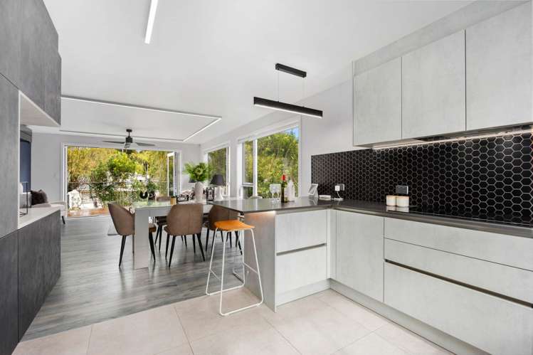 12H Relko Crescent Torbay_8