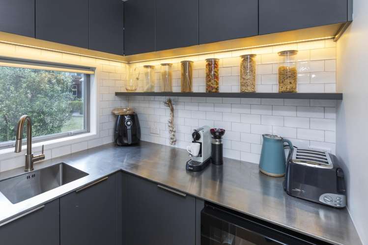 18 Millpond Place Waitikiri_7