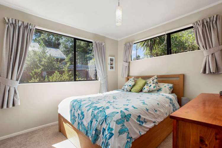 187 Glengarry Road Glen Eden_10