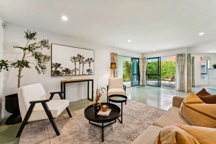 7 Elsfield Place Torbay_32