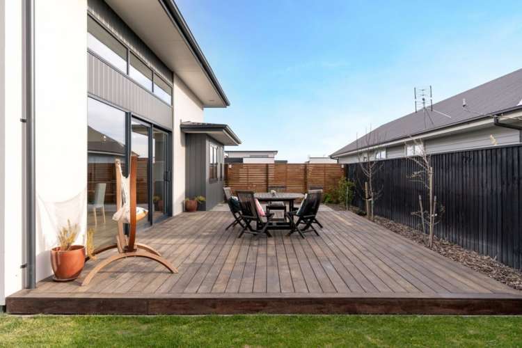 71 Halpin Drive Lincoln_30