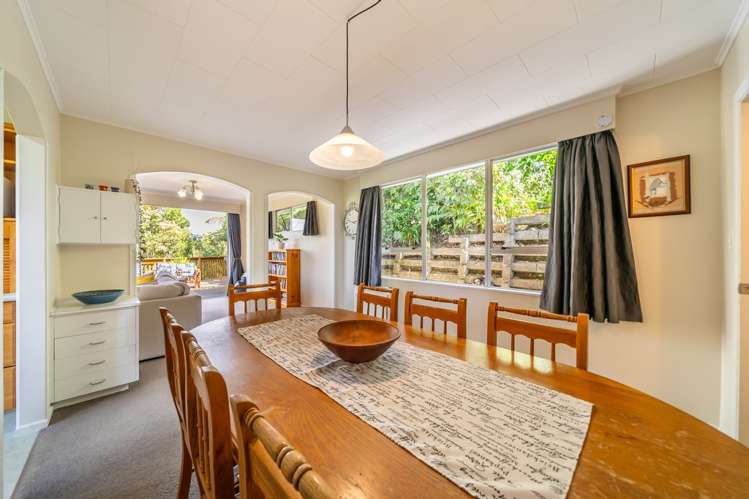 32 Gurney Road Kelson_11