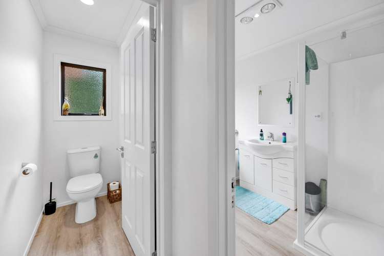 12 Beach Road Urenui_11