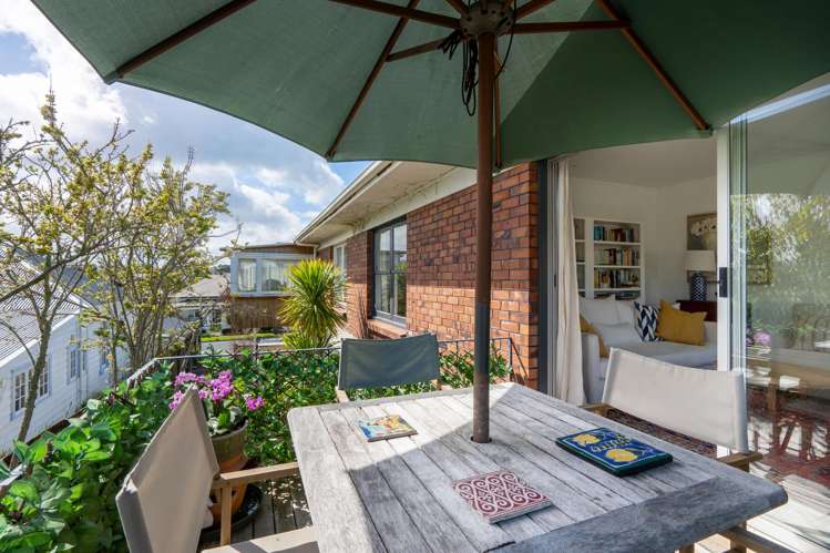 4/5 Cambria Road Devonport_17