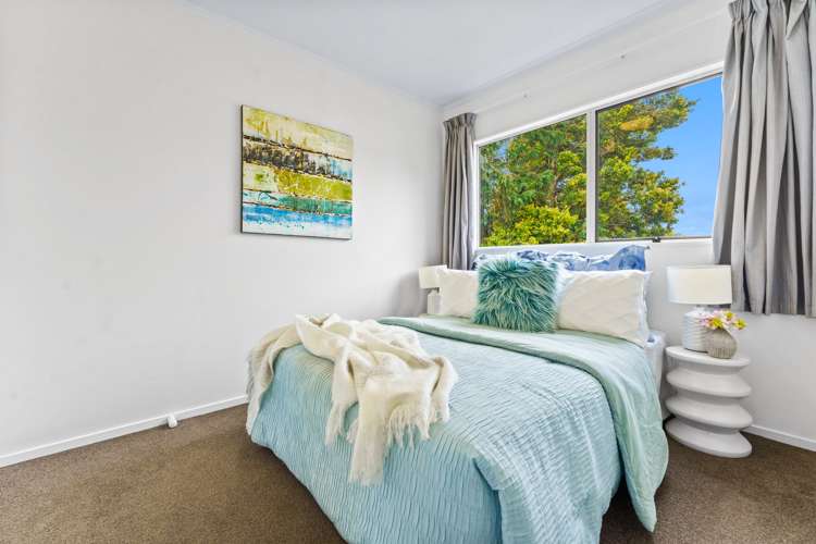 1/307a Wairau Road Totara Vale_13