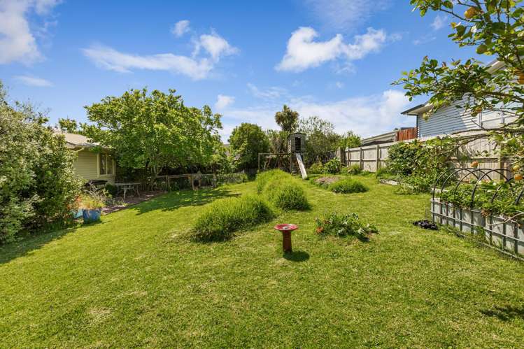 9 Lanark Place Glen Innes_19