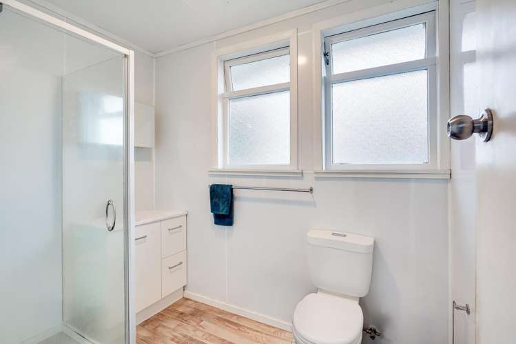 2 Roy Street Nawton_11