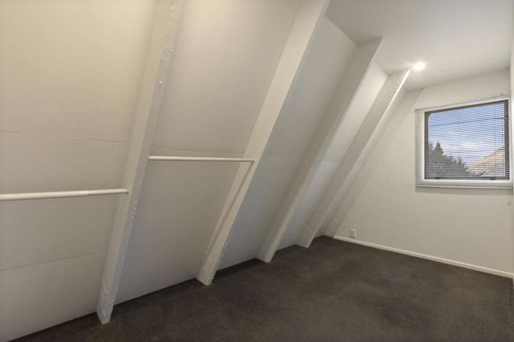 26 Williams Street Fernhill/Sunshine Bay_14