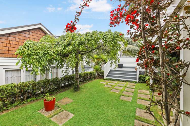 6 Acorn Street Royal Oak_6