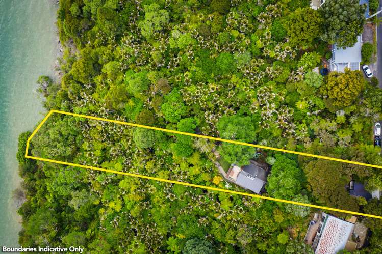 52 Kauri Point Road Laingholm_19