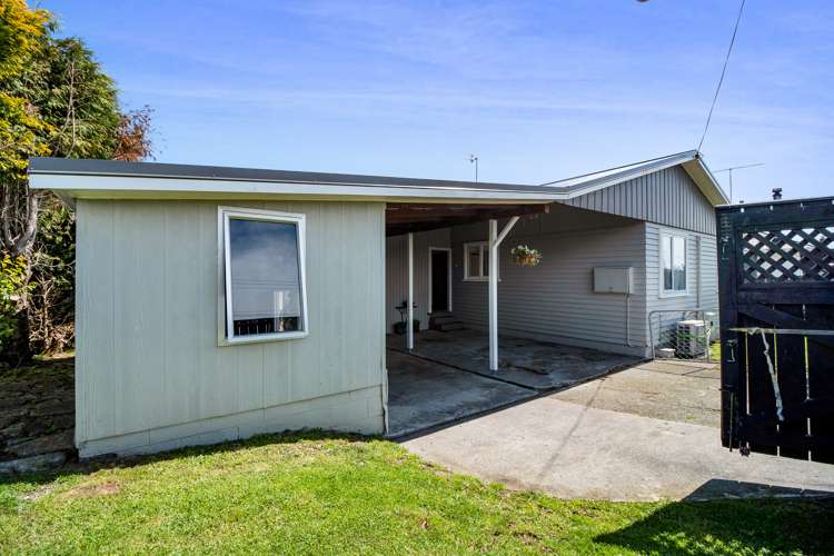 162 Seaview Road Westown_41