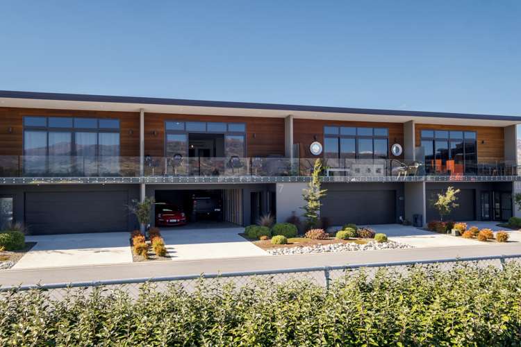 7 Pit Lane Cromwell_19