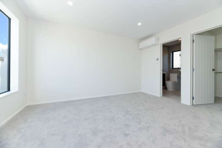 42D Pemberton Avenue Bayview_13