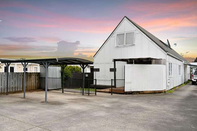 Spacious, Sunny – No Body Corp Fees, Urgent Sale!