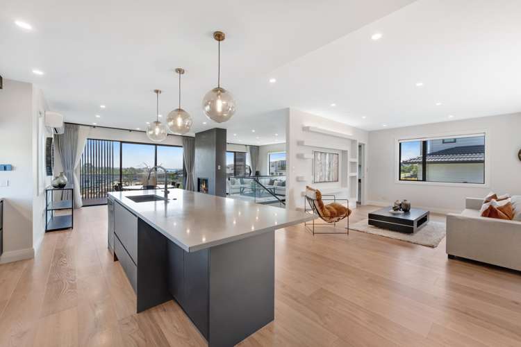 4 Hapukupuku Avenue Beachlands_12