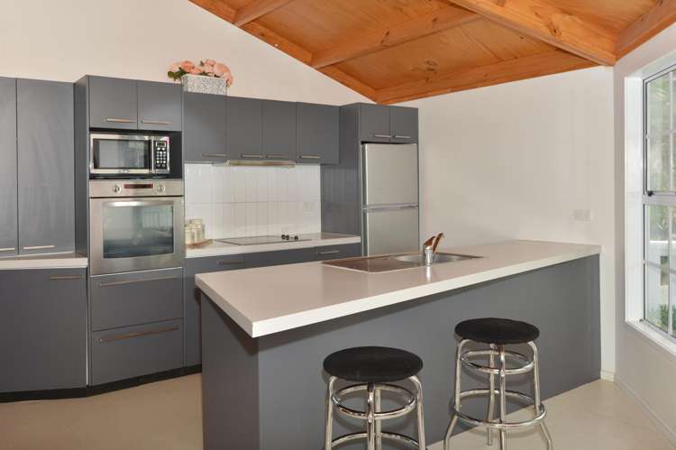 2 Kaiwaka Road Onerahi_4