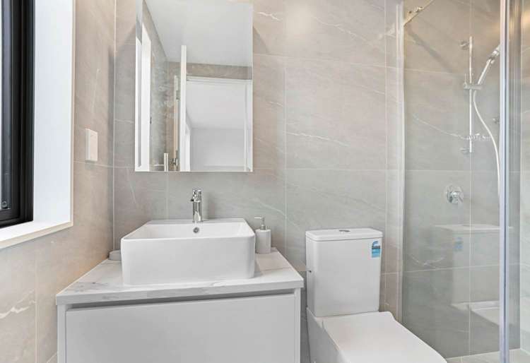 2/30 Woodford Avenue Henderson_8