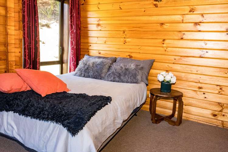 2 Teal Valley Road Hira_11