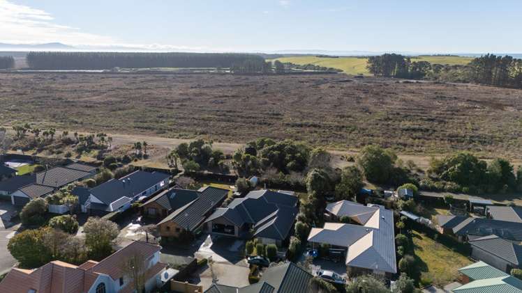 16 Flaxgrove Place Parklands_41