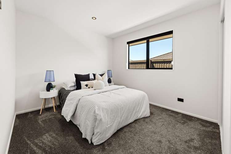 25 Zinnia Way Wigram_18