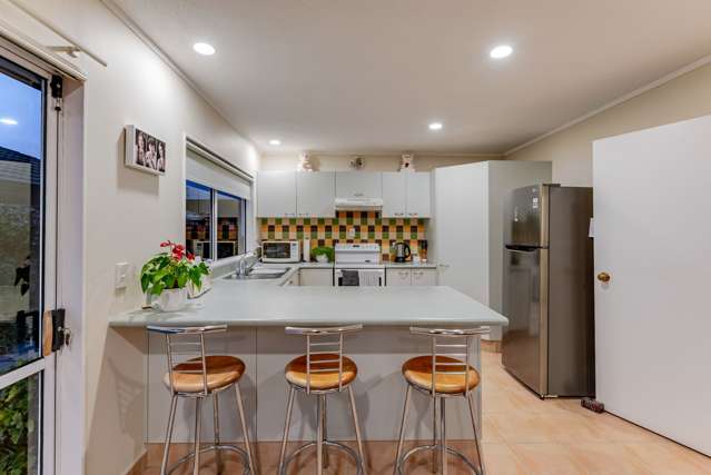 4G Cedar Drive Paraparaumu Beach_1