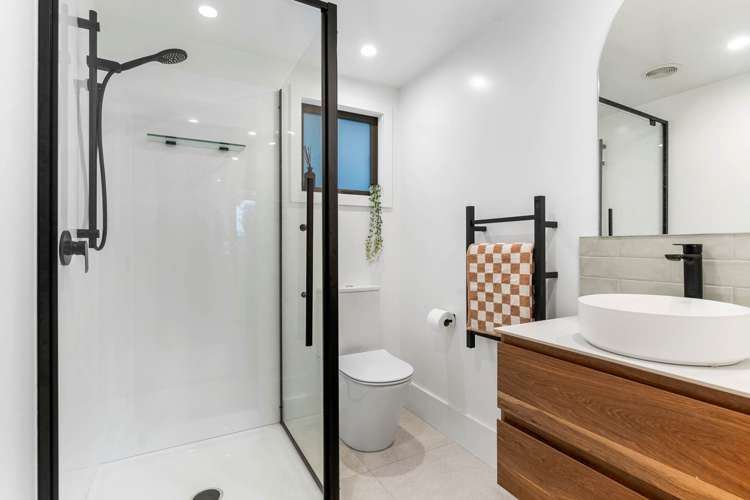 2/21 Montgomery Avenue Rothesay Bay_18