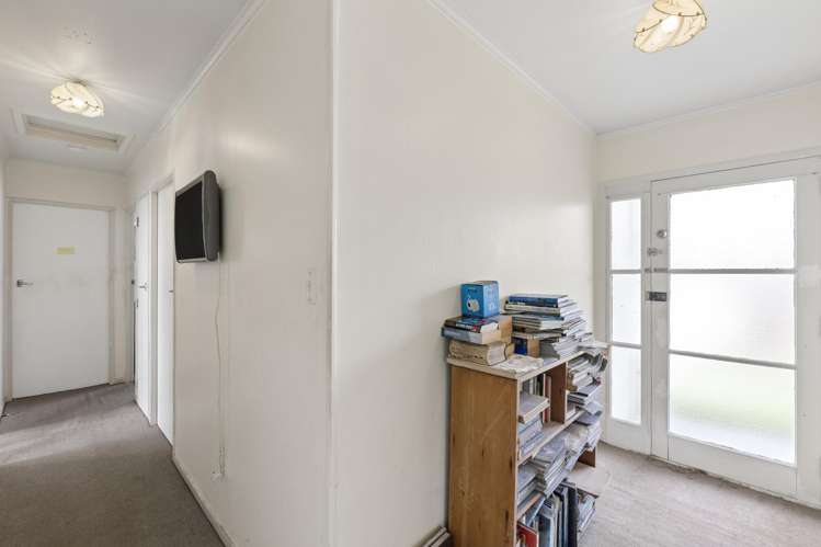35 James Henry Crescent Huntly_12