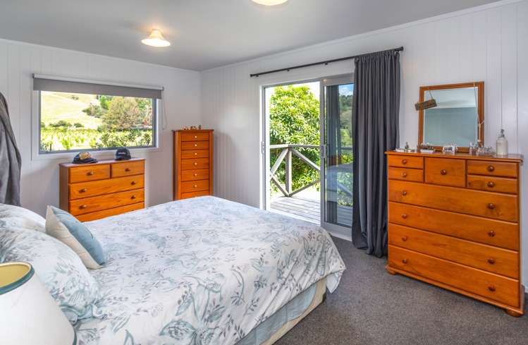 2 Scott Drive Cooks Beach_9