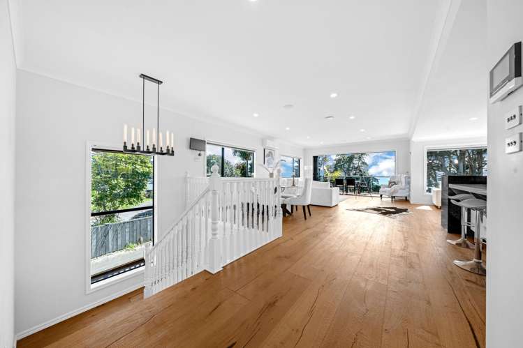 66A Marine Parade Mellons Bay_12