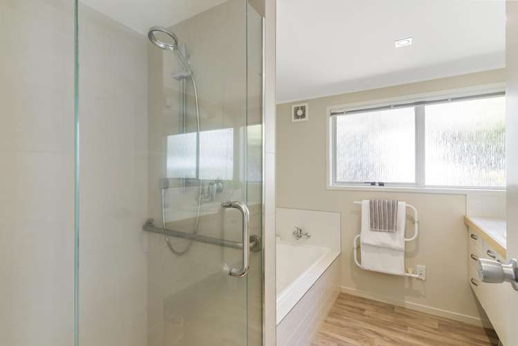 40 Saddleback Rise Murrays Bay_7