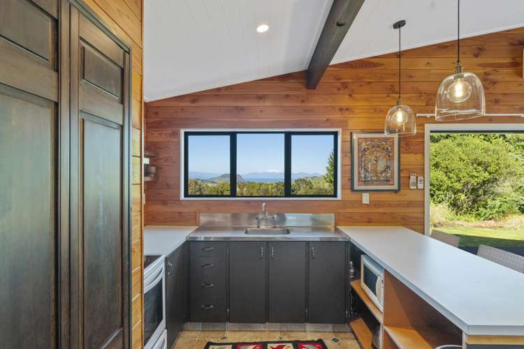 18 Whakaroa Road Kinloch_13