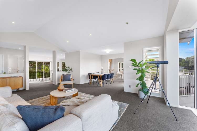 88 Churchill Road Murrays Bay_11