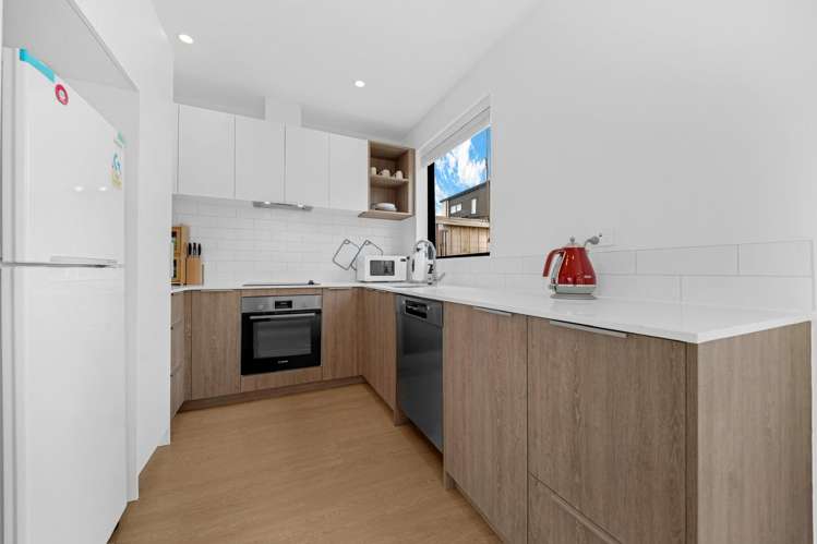 26 Koura Road Flat Bush_12