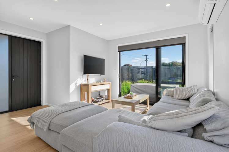 2/67 Saint Andrews Terrace_1