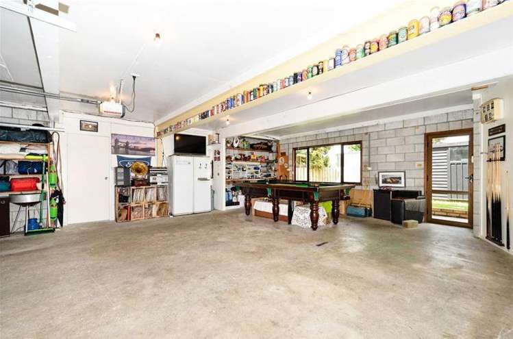 6 Spring Grove Henderson_14