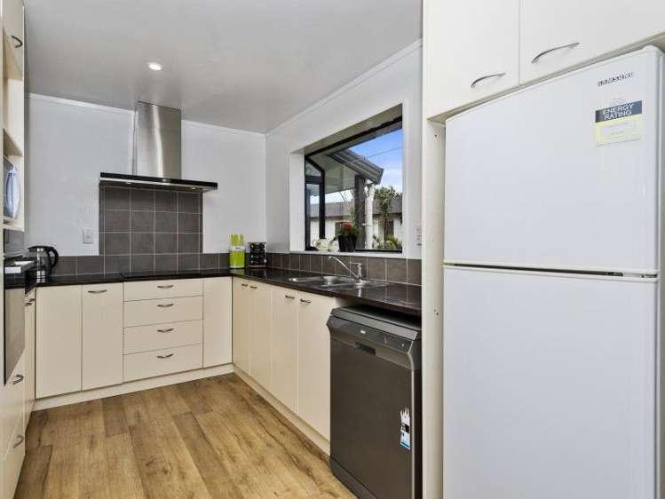 30 Leven Lane Totara Heights_4