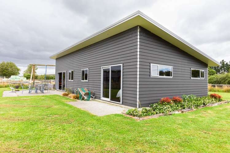 220 Cowper Road_0