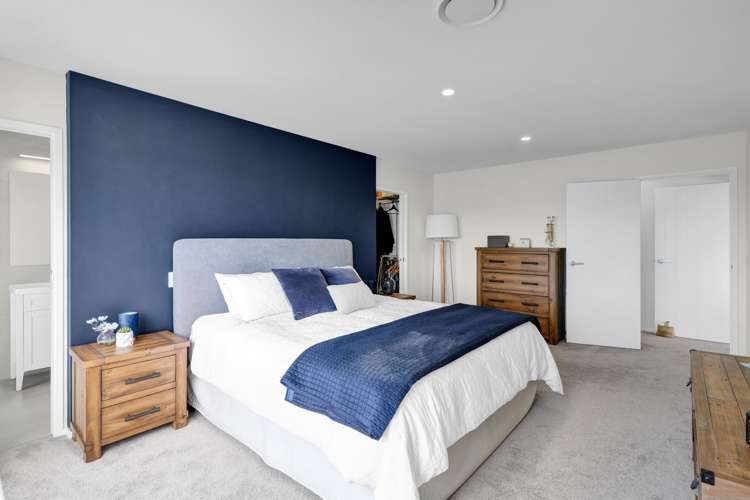 1371 Egmont Road Egmont Village_12