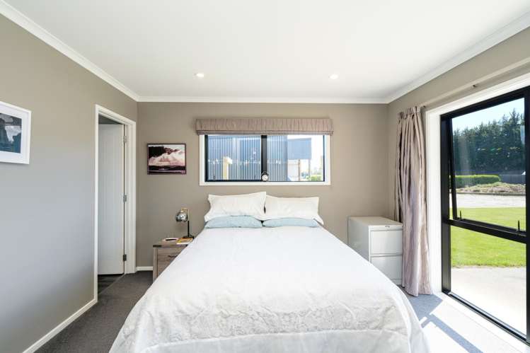 134 Seaward Road Edendale_17