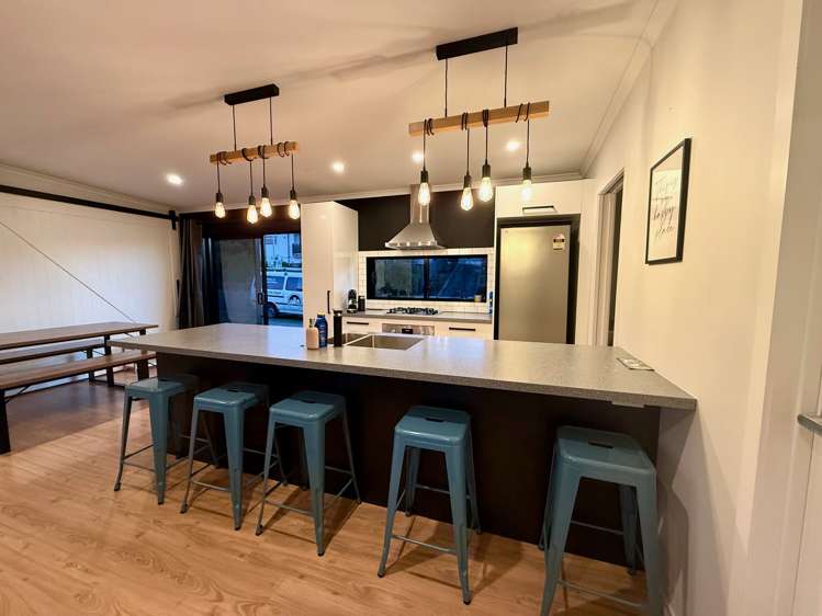 1 Mahana Place Raglan_2