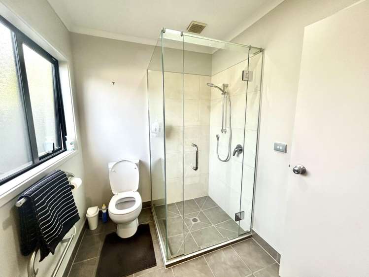 25 Squire Drive Awatoto_14